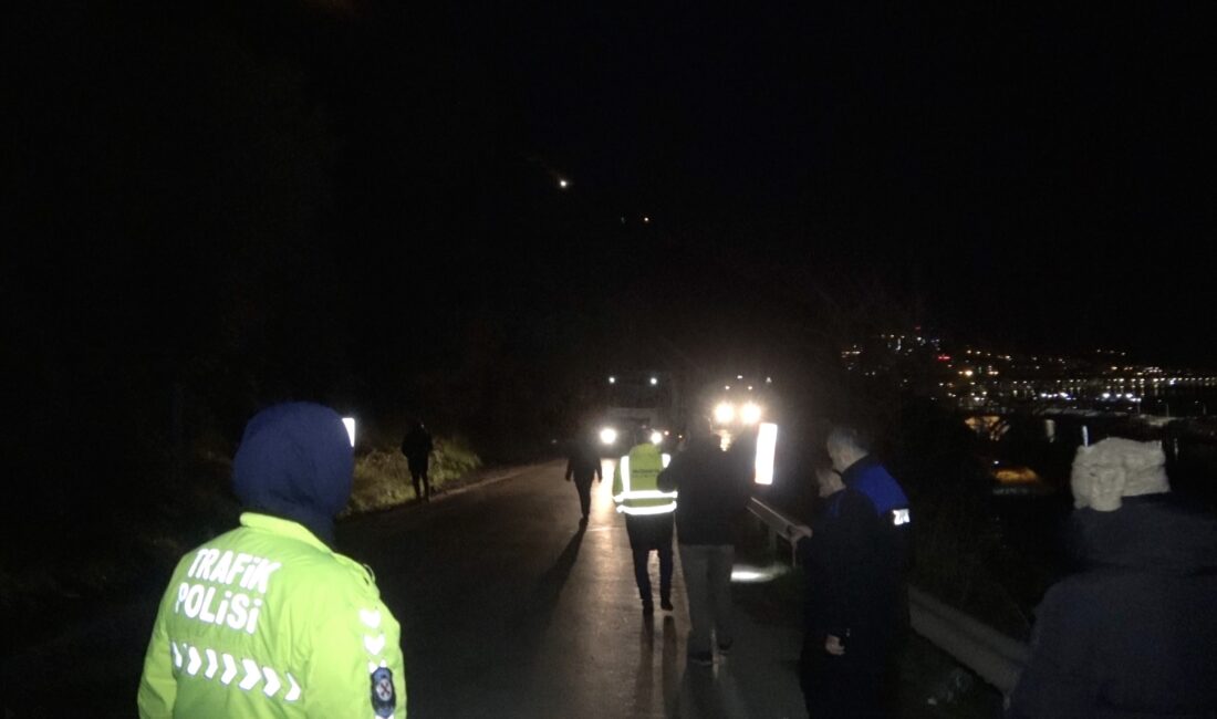 Bursa’nın Mudanya ilçesi, Güzelyalı Burgaz Mahallesi Beyaz Kayalar mevkii, sağanak