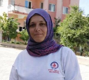 Denizli Büyükşehir Belediyesi Evde Bakım Hizmetleri biriminde görevli Kadriye Şakır’dan