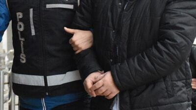 İstanbul merkezli 8 ilde Fetullahçı Terör Örgütü'ne (FETÖ) yönelik operasyonda,