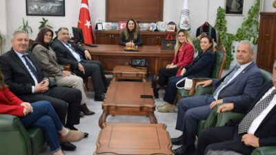 İYİ Parti Afyonkarahisar İl Başkanı Muhammet Mısırlıoğlu ve İl Yönetim