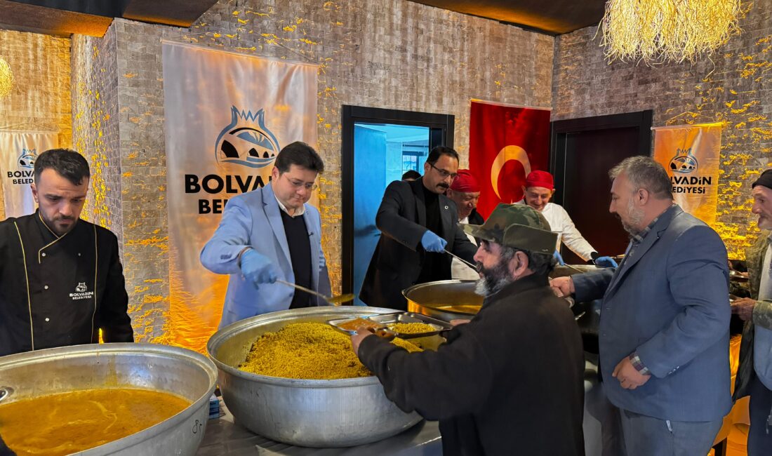 Ramazan ayının manevi atmosferinde düzenlenen “Gönül Sofrası” programında Bolvadinliler aynı