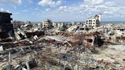 İsrail ordusu, Gazze Şeridi'nin güneyindeki Han Yunus ile kuzeyindeki Gazze