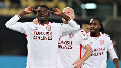 Samsunspor, UEFA Konferans Ligi son 16 play-off turu ilk maçında