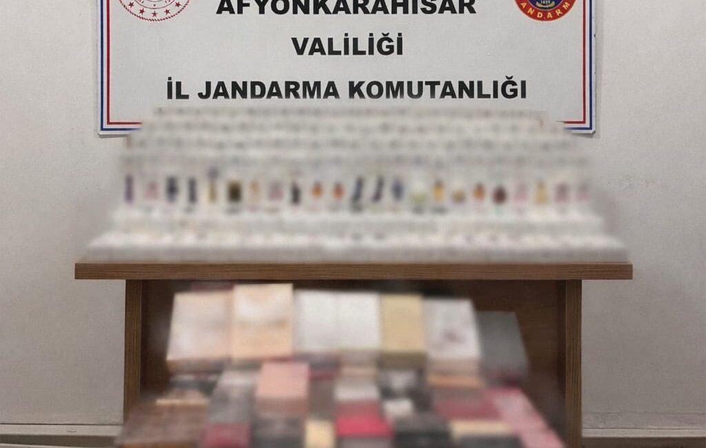 Afyonkarahisar’da kaçakçılıkla mücadele kapsamında yürütülen çalışmalar çerçevesinde, Sülümenli beldesinde bir