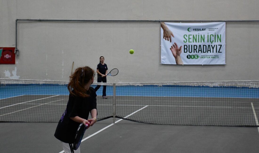 Okul Sporları faaliyet programı kapsamında Kocatepe Spor Kompleksi Tenis Kortlarında