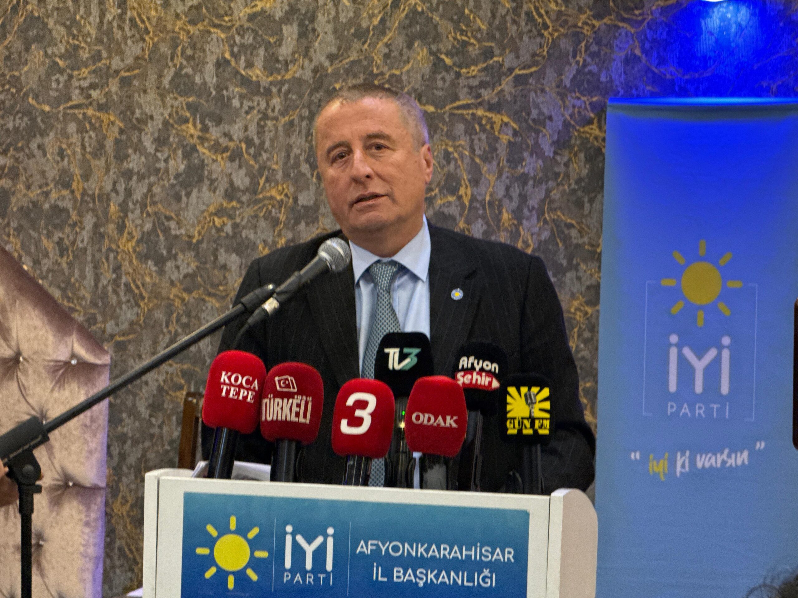 İYİ Parti Afyonkarahisar İl Başkanlığı tarafından düzenlenen Genişletilmiş Teşkilat Toplantısı,
