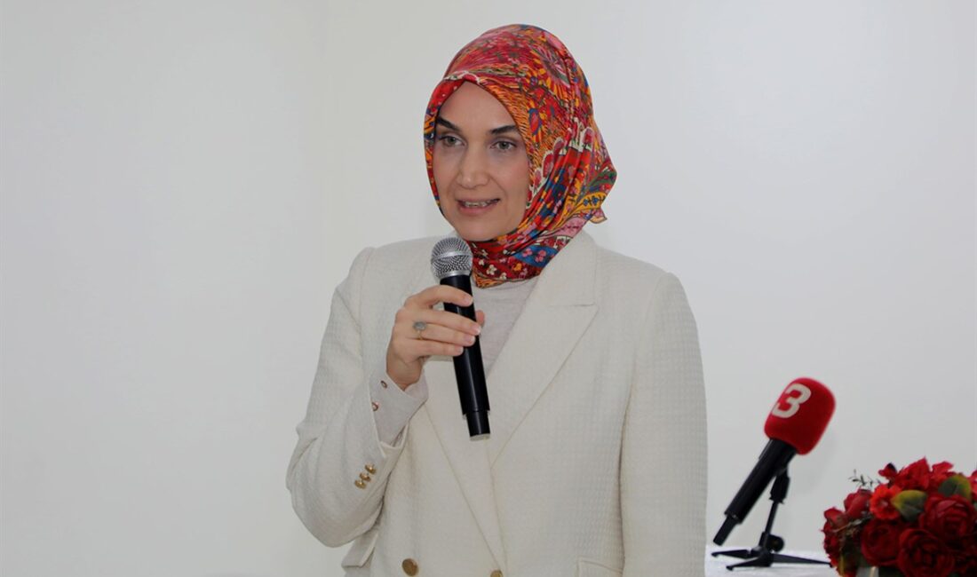 Afyonkarahisar Valisi Doç. Dr. Kübra Güran Yiğitbaşı, umre ibadetini tamamlamasının