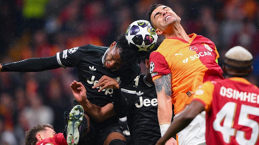 Galatasaray, UEFA Şampiyonlar Ligi'nin son 16 play-off etabı rövanş maçında