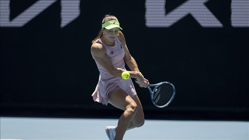 Milli tenisçi Zeynep Sönmez, Dubai Tenis Şampiyonası'nda ilk turda Çek