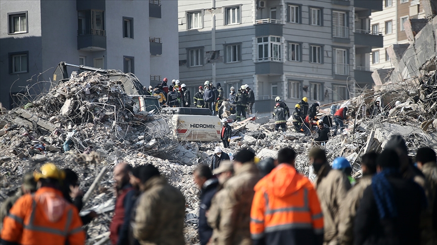 Türkiye, 6 Şubat 2023 sabahına tarihin en büyük acılarından biriyle