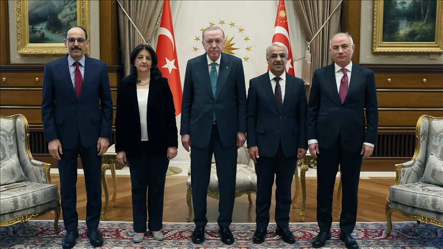 Cumhurbaşkanı Recep Tayyip Erdoğan, DEM Parti heyetinde yer alan TBMM