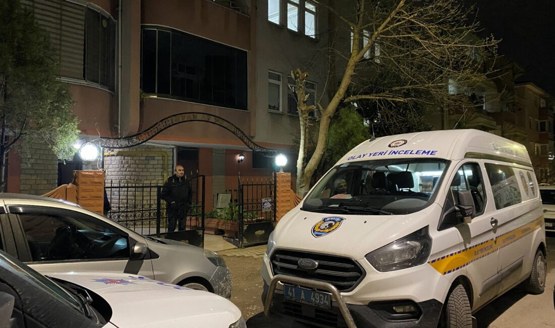 Kocaeli'nin Körfez ilçesinde yatalak annesine yemek hazırladığı sırada evinin mutfağında