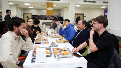 Afyon Kocatepe Üniversitesi (AKÜ) Rektörü Prof. Dr. Mehmet Karakaş, iftar