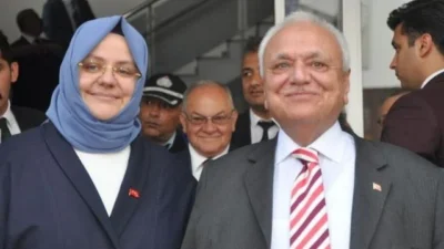 Eskişehir’in Sivrihisar ilçesinde meydana gelen zincirleme trafik kazasında, aralarında eski