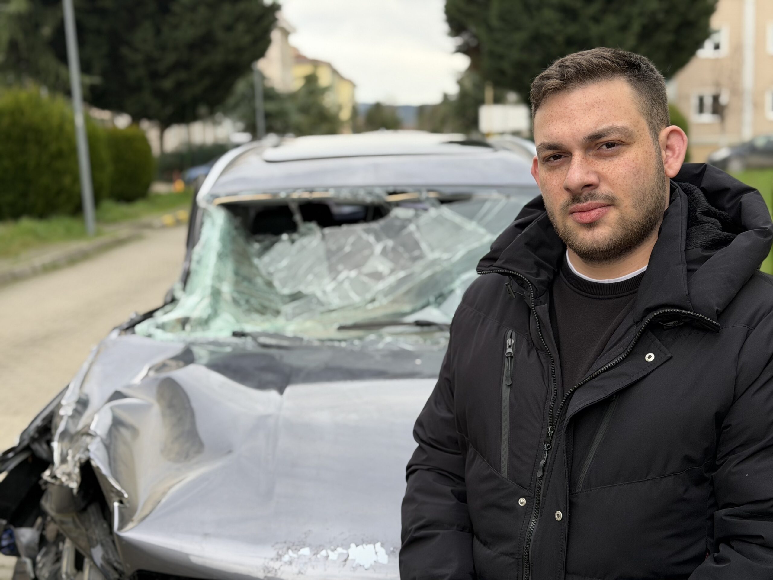 Düzce'de yaşayan Abdullah Yaldız, 2024 model sıfır kilometre aldığı aracıyla