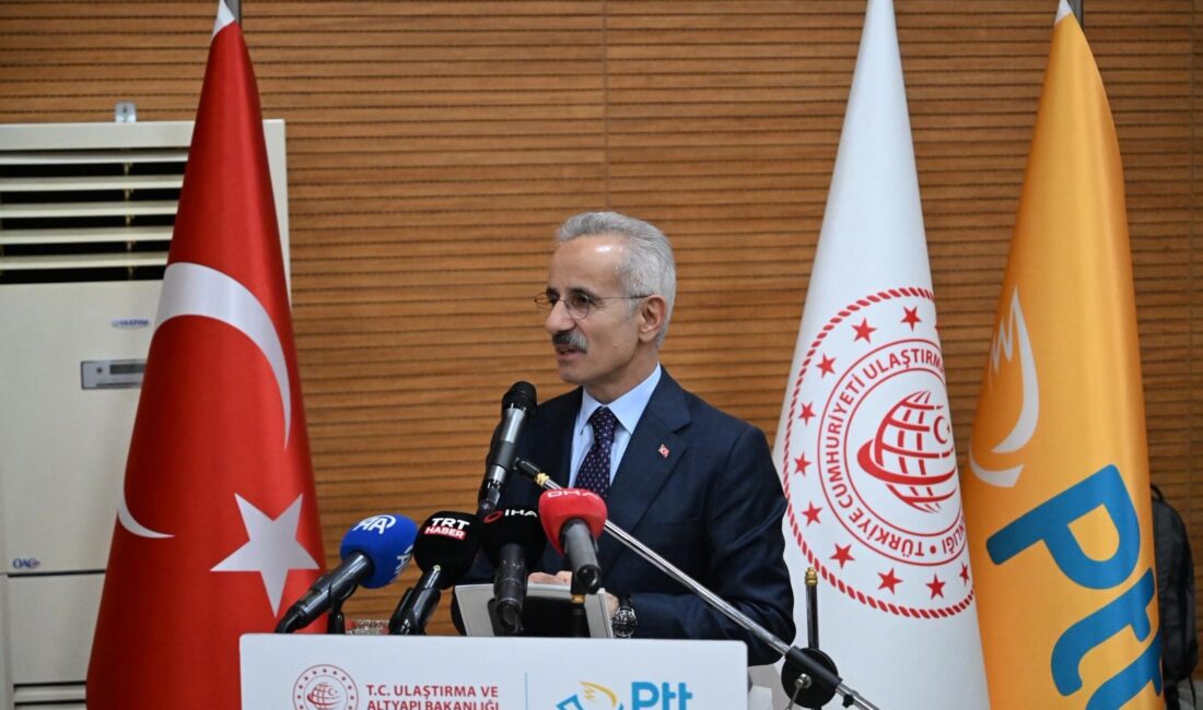 Ulaştırma ve Altyapı Bakanı Abdulkadir Uraloğlu, köklü bir geçmişe sahip