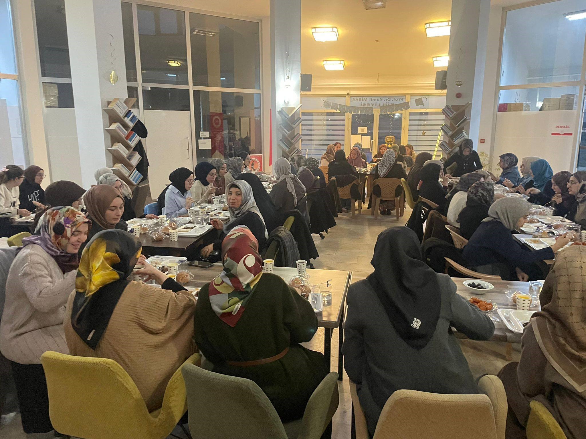 Afyonkarahisar İl Müftülüğü, Ramazan ayının manevi iklimini gençlerle paylaşmak amacıyla