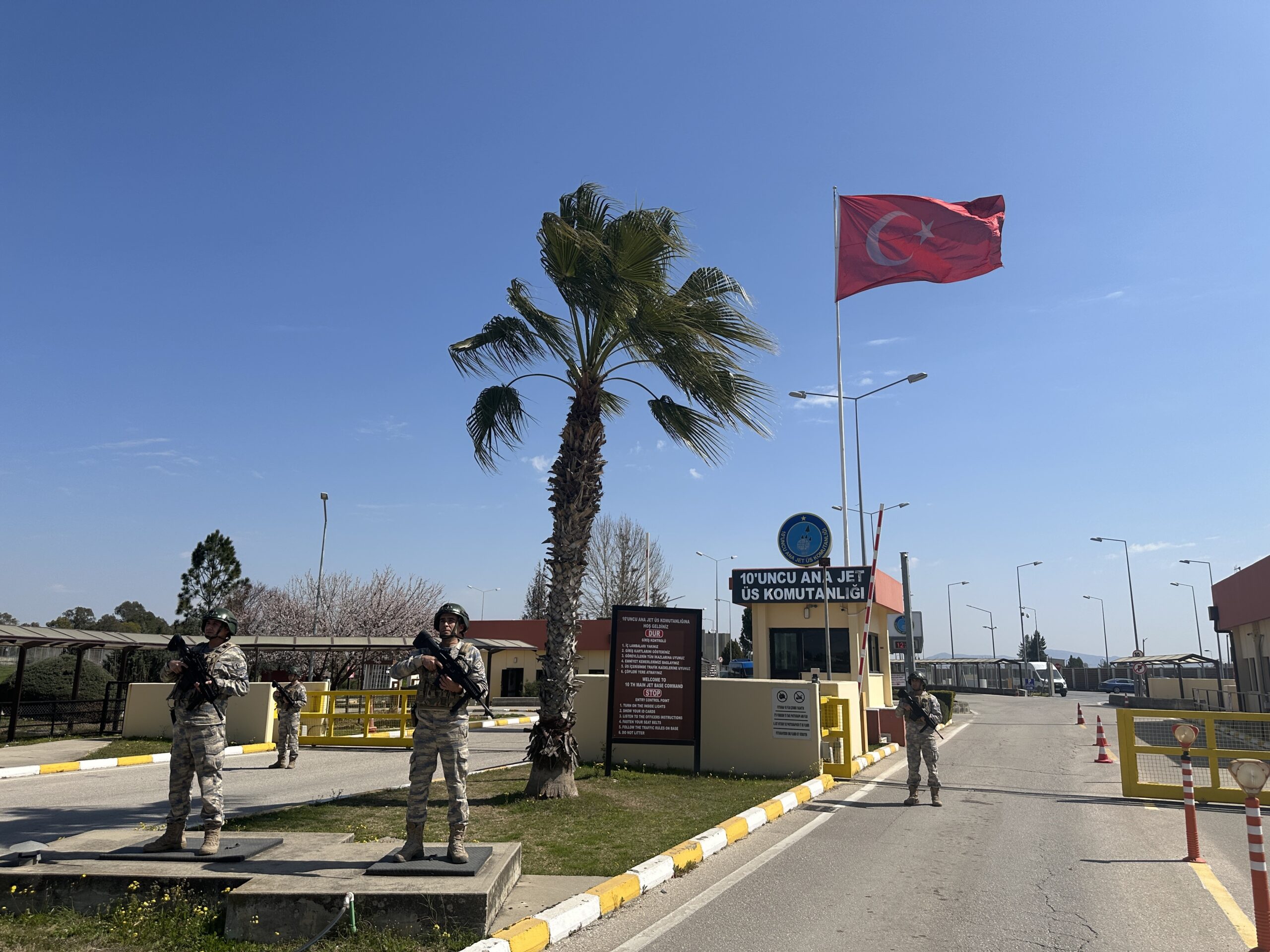 MSB'den anlamlı paylaşım: "İncirlik bir Türk üssüdür"'nde nöbet tutan Türk