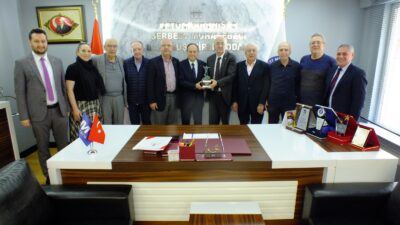 Afyonkarahisar Eğitim Vakfı Yönetim Kurulu Başkanı Hüsnü Serteser, Başkan Yardımcısı