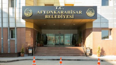 Afyonkarahisar Belediyesi, Ramazan Bayramı öncesinde vatandaşların alışverişlerini daha rahat ve