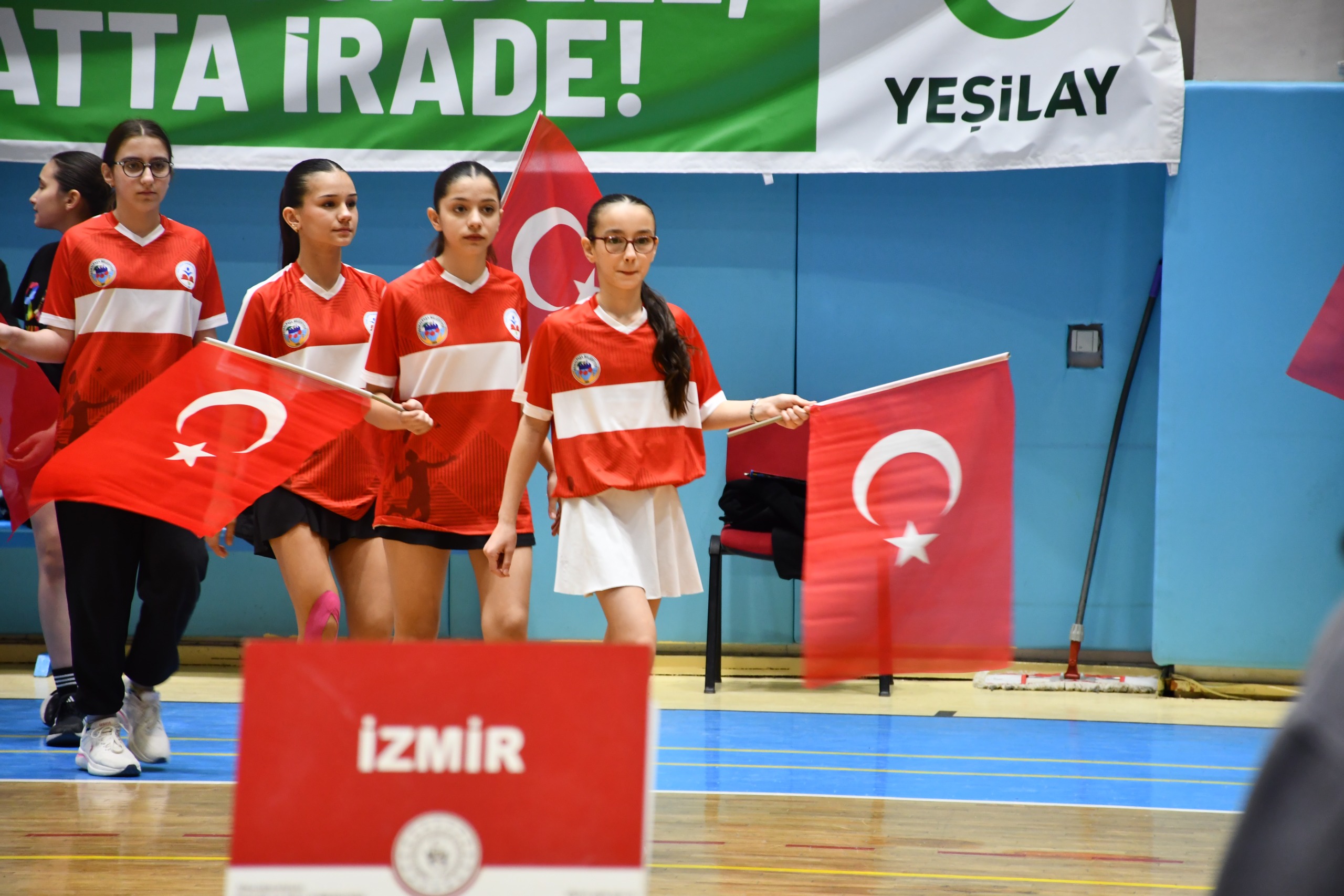 Okul Sporları faaliyet programı kapsamında düzenlenen Badminton Yıldızlar Grup Müsabakaları,