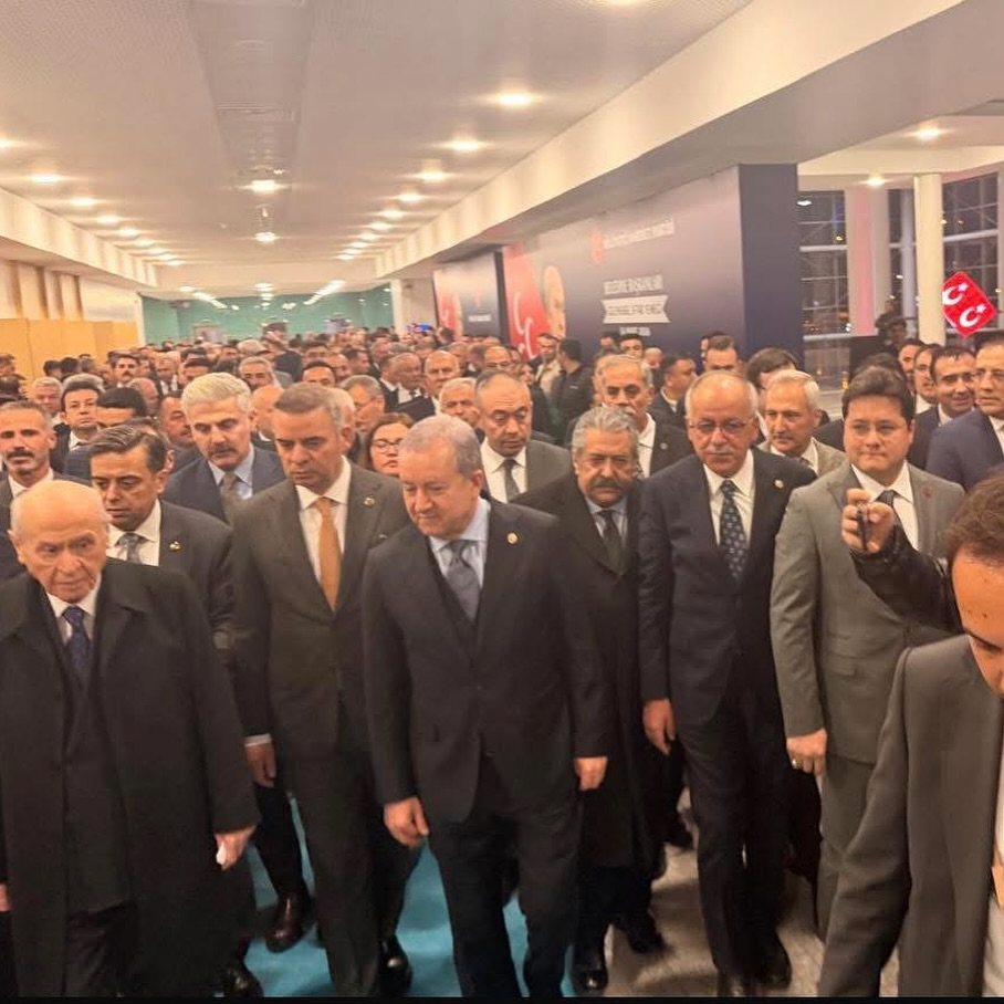 Bolvadin Belediye Başkanı Derviş Aynacı, Milliyetçi Hareket Partisi Genel Başkanı
