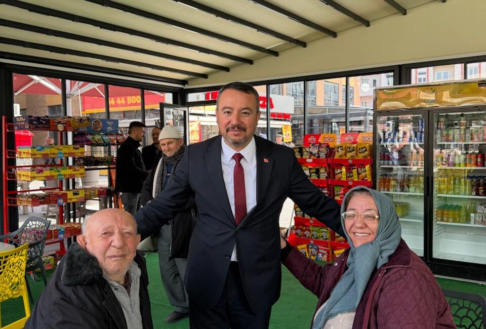 Sandıklı Belediye Başkanı Adnan Öztaş, Sandıklı Belediyesi tarafından hizmete açılan