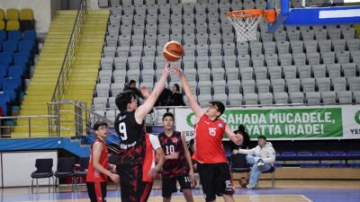 Afyonkarahisar’da düzenlenen Okul Sporları 3x3 Genç Kızlar ve Erkekler Basketbol