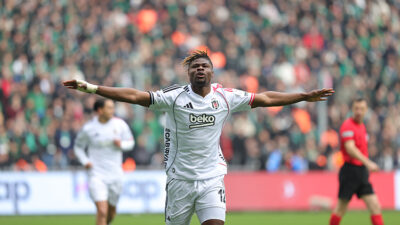 Trendyol Süper Lig'in 24. haftasında Beşiktaş, deplasmanda Kocaelispor'u 1-0 yendi.