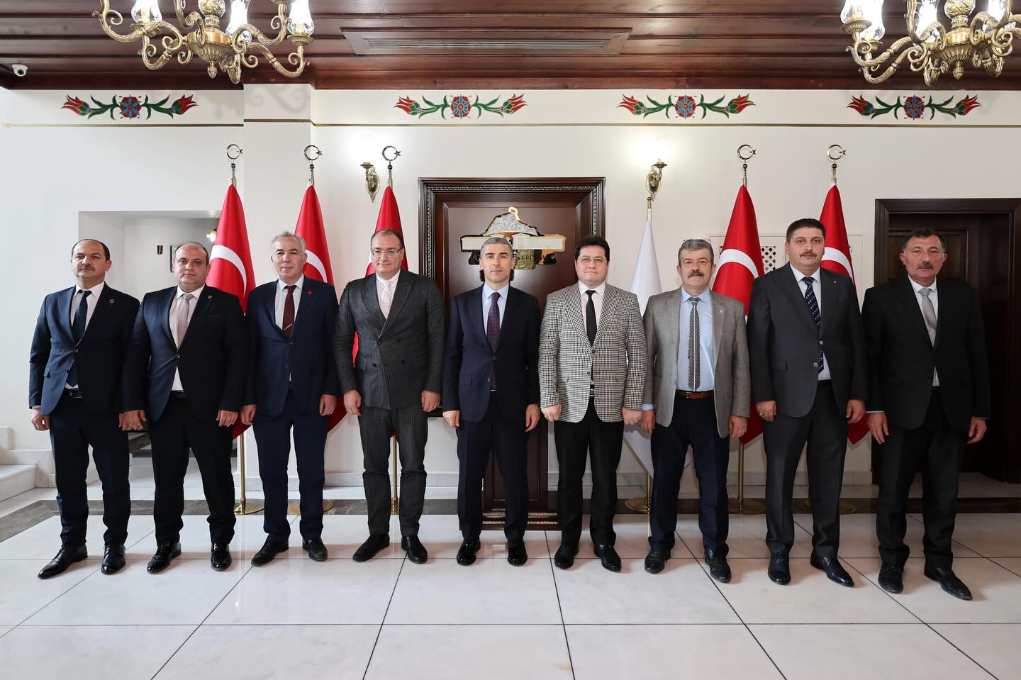 Afyonkarahisar’ın Bolvadin ilçesinden oluşan geniş bir heyet, Naci Aktaş’a hayırlı