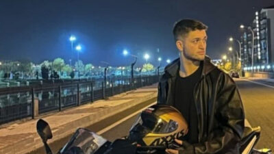 Afyonkarahisar'da kontrolden çıkarak yol kenarındaki bariyerlere çarpan motosikletin 22 yaşındaki