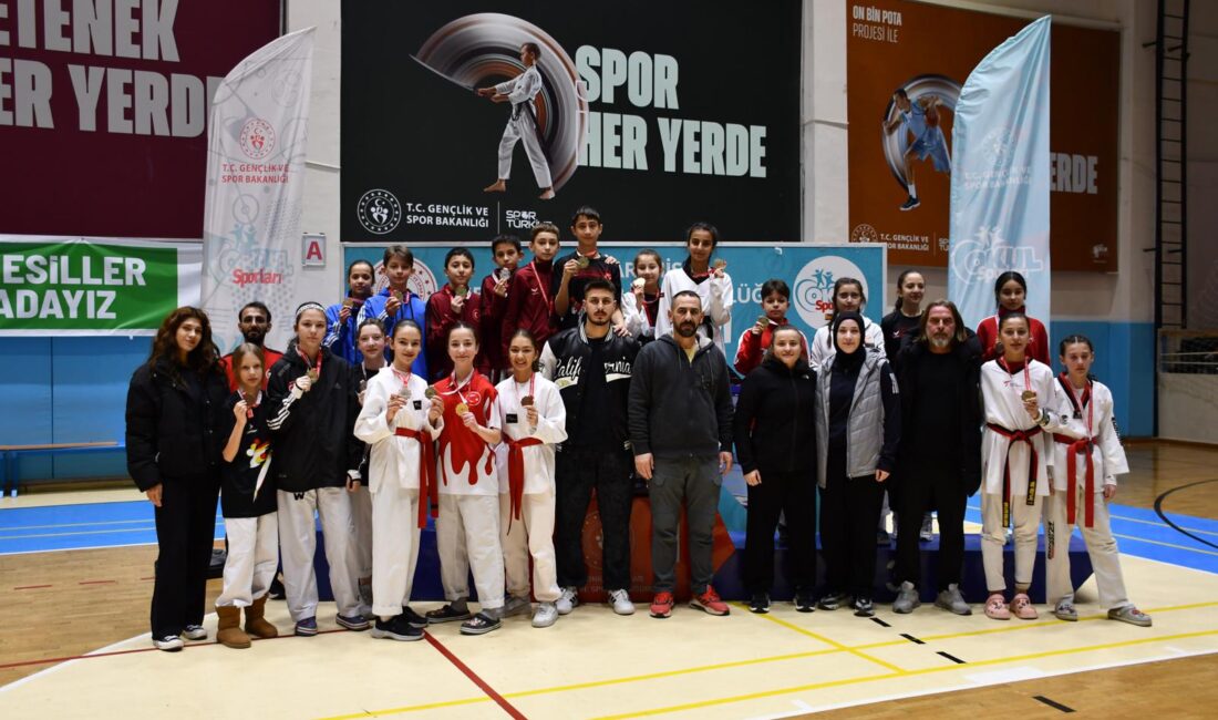 Okul Sporları faaliyet programı kapsamında Afyonkarahisar Gençlik ve Spor İl