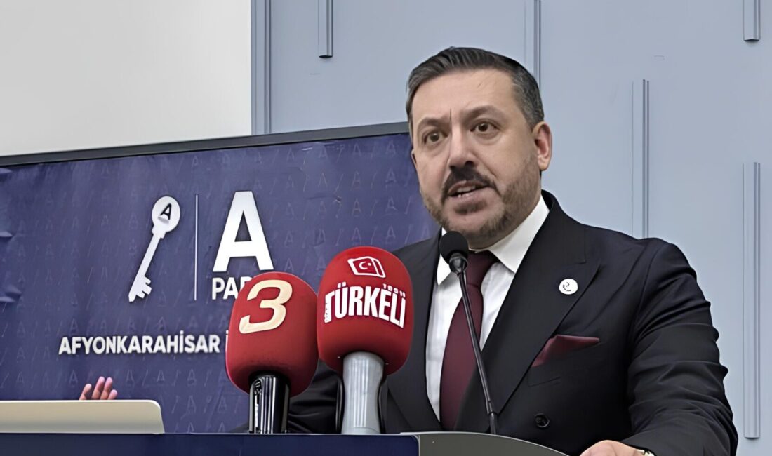 Anahtar Parti Afyonkarahisar İl Başkanı Üzeyir Aladağ, Ramazan Bayramı dolayısıyla