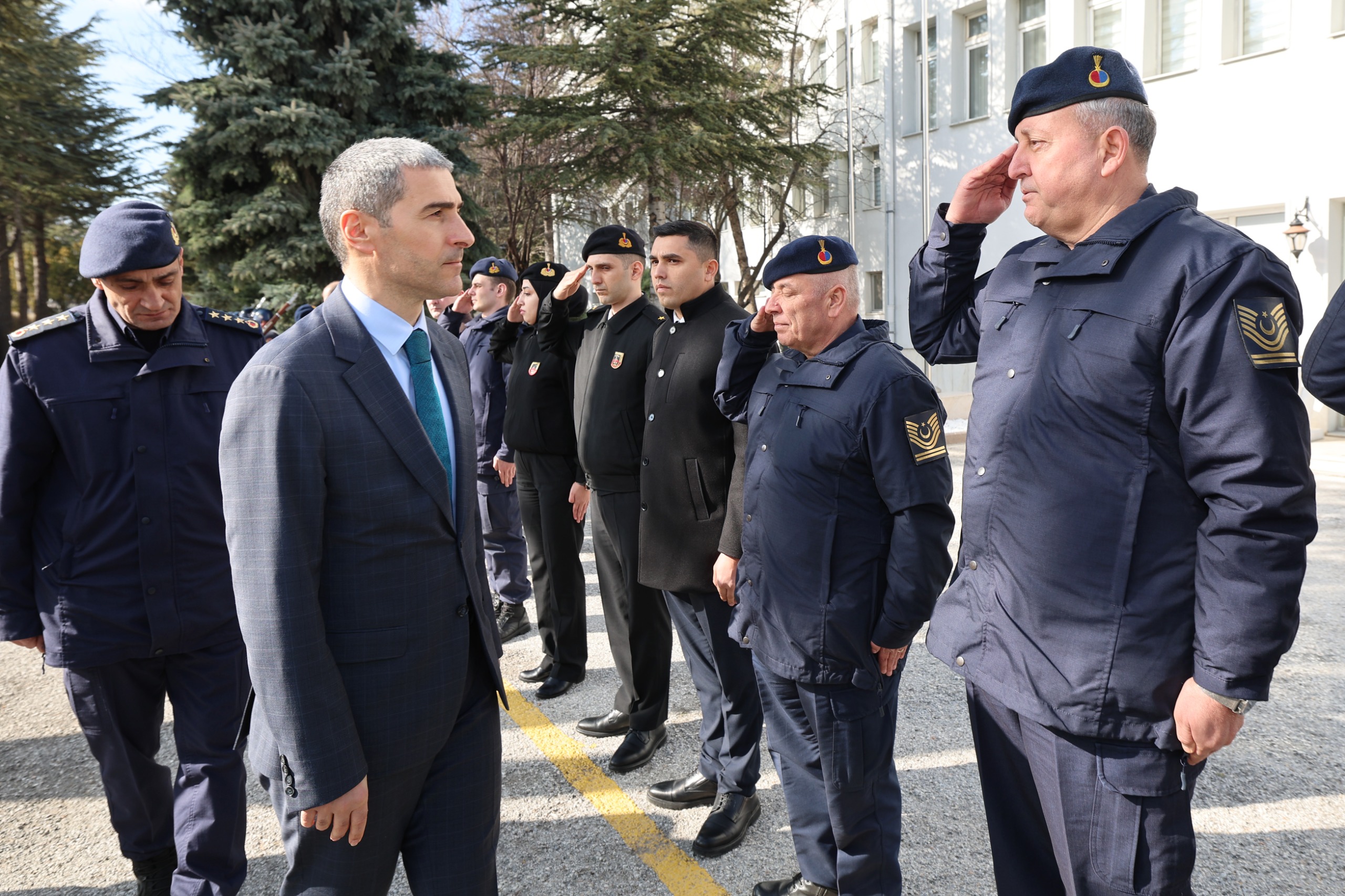 Afyonkarahisar Valisi Dr. Naci Aktaş, şehrin asayiş ve güvenlik stratejilerini