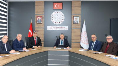 Afyonkarahisar Valisi Dr. Naci Aktaş, şehrin eğitim kalitesini artırmak ve