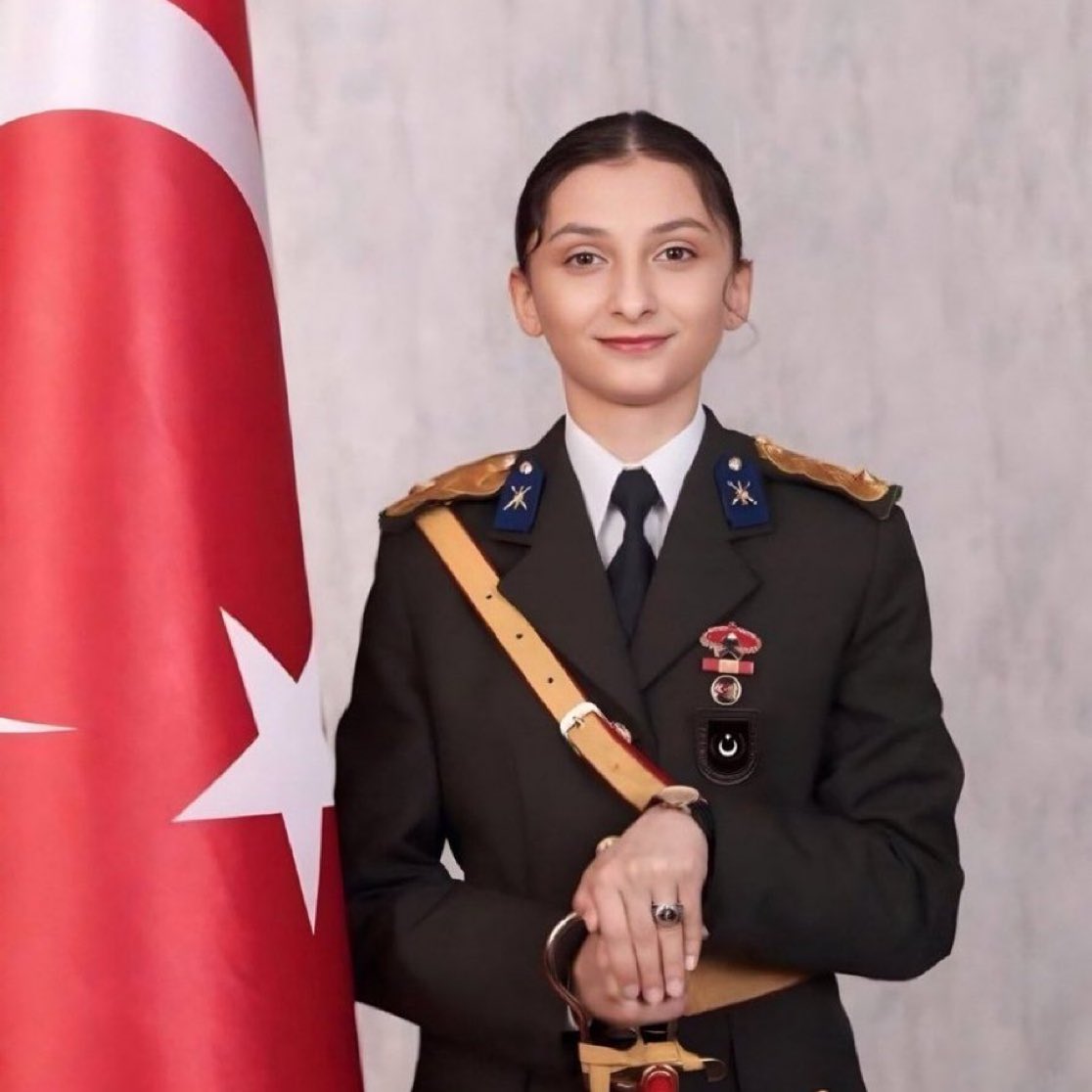 Kara Harp Okulu mezuniyet töreninde "Mustafa Kemal’in askerleriyiz" sloganı attığı