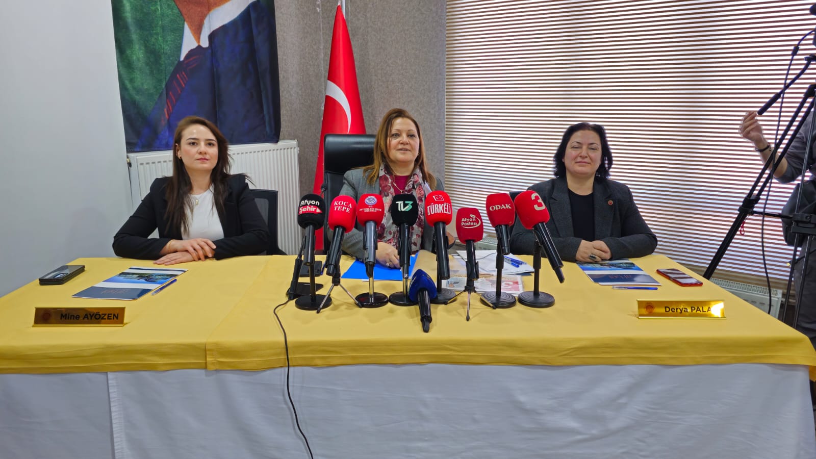 Afyonkarahisar Belediye Meclisi, gündemindeki 46 maddeyi görüşmek üzere toplandı.