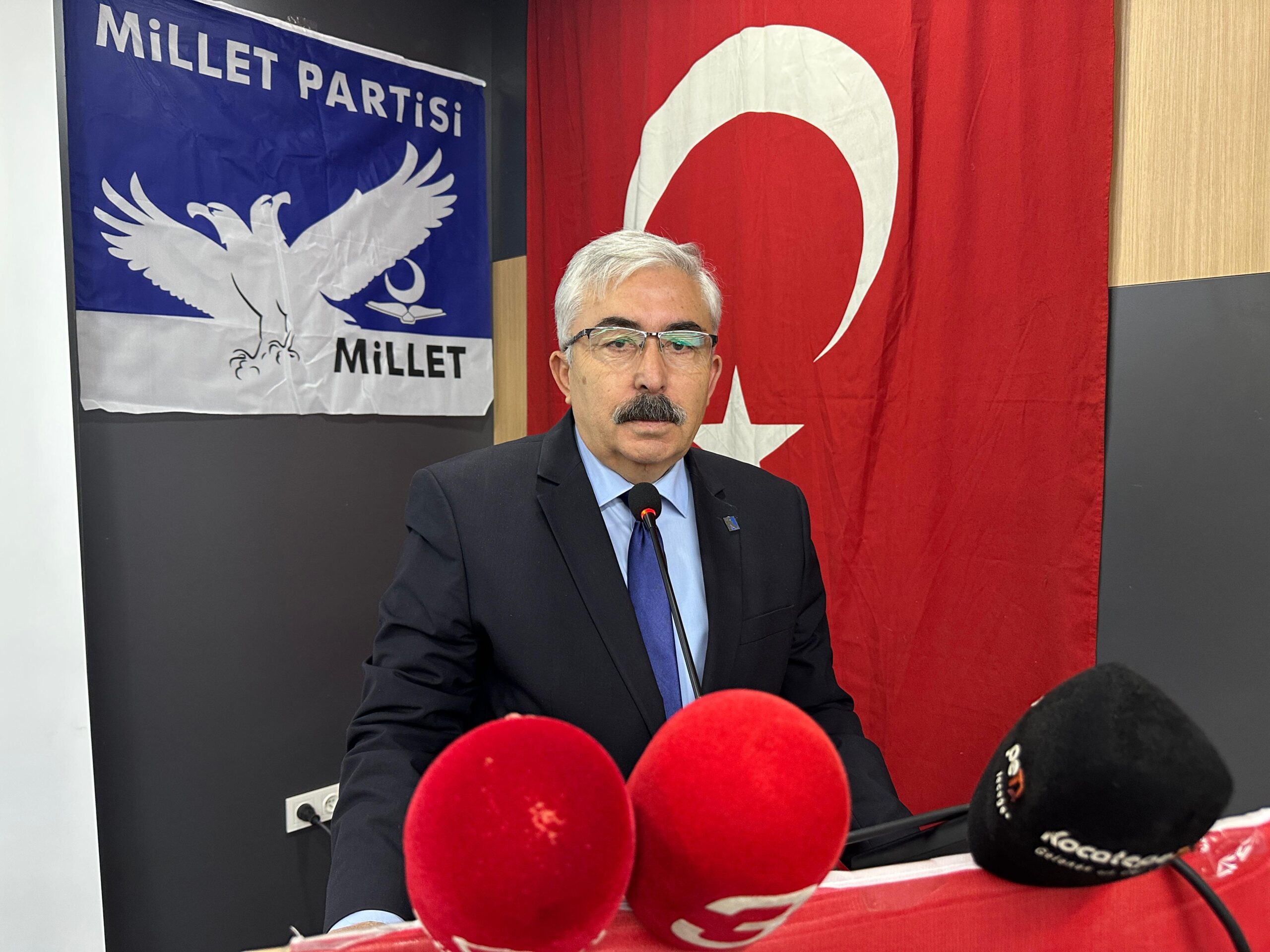 Millet Partisi Afyonkarahisar İl Başkanı Selahattin Genç, “Türkiye, duygusal yönlendirmelerden