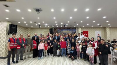 Türk Kızılay Afyonkarahisar İl Merkezi iftar sofrasında bir araya geldi.