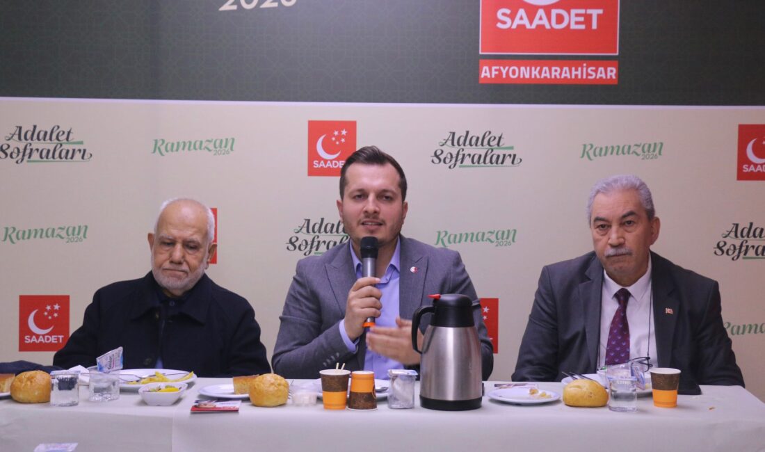Saadet Partisi Afyonkarahisar İl Başkanı Beytullah Karataş, emekli buluşmasında iktidara