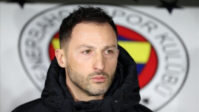 Fenerbahçe Başkanı Sadettin Saran, teknik direktör Domenico Tedesco'yla yola devam