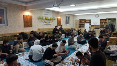 Afyonkarahisar Emirdağ Müftülüğü Gençlik Koordinatörlüğü tarafından Diyanet Gençlik Merkezi'nde üniversite