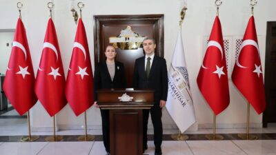 Burdur Valisi Tülay Baydar Bilgihan, Afyonkarahisar Valisi Dr. Naci Aktaş’a