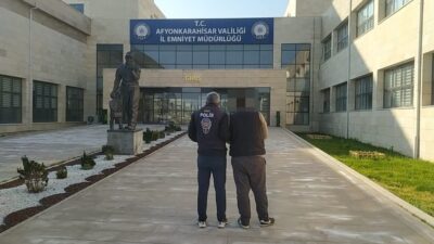 Afyonkarahisar İl Emniyet Müdürlüğü ekipleri, aranan şahısların yakalanmasına yönelik yürüttüğü