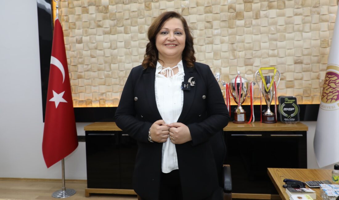 Afyonkarahisar Belediye Başkanı Burcu Köksal, sosyal belediyecilik projeleri kapsamında hayata