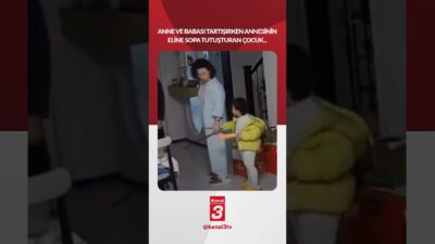 Anne ve babası tartışırken annesinin eline sopa tutuşturan çocuk.. 📶https://kanal3.com.tr/