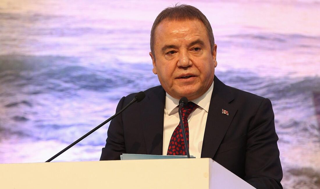 
İstanbul Büyükşehir Belediyesine (İBB) yönelik yürütülen yolsuzluk soruşturması çerçevesinde Antalya