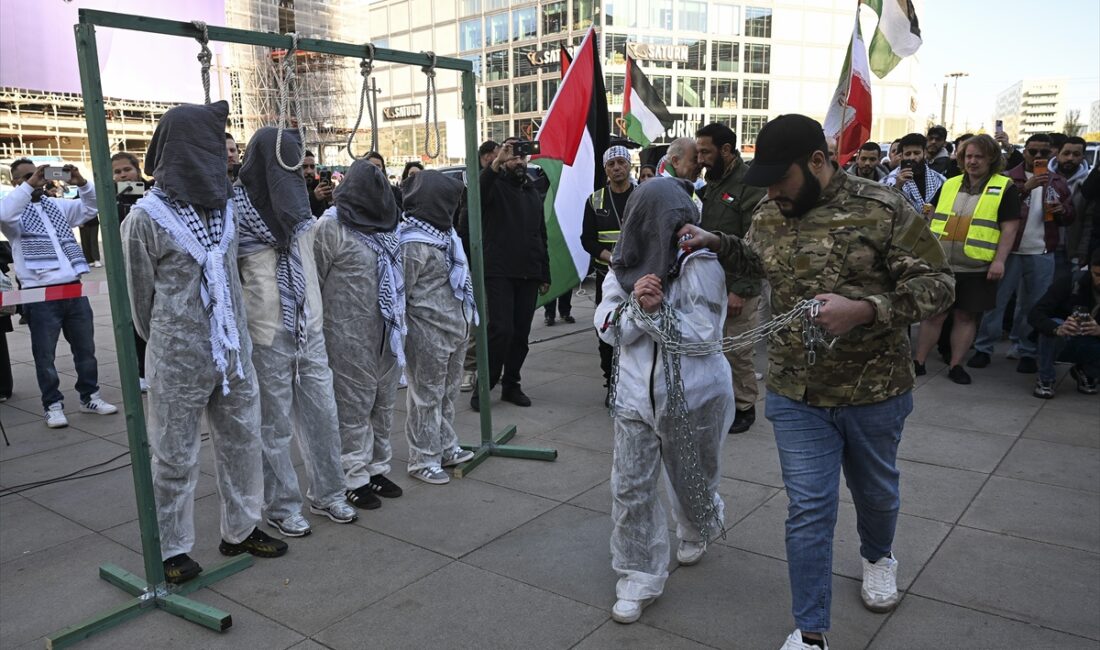 Almanya'nın başkenti Berlin'de, İsrail'de Filistinli esirlere uygulanması öngörülen idam cezası