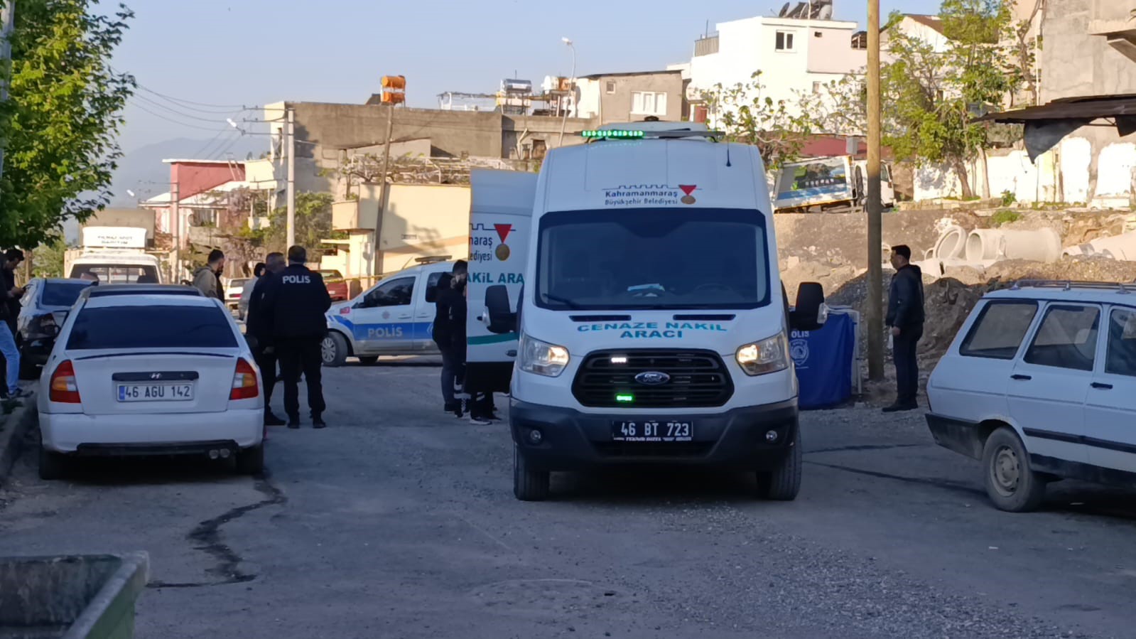 Kahramanmaraş'ın Onikişubat ilçesinde çıkan kavgada arkadaşının pompalı tüfekle vurduğu şahıs