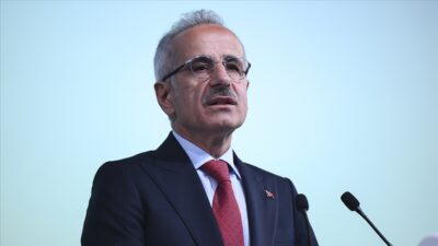 Ulaştırma ve Altyapı Bakanı Abdulkadir Uraloğlu, yarın Afyonkarahisar’da bir dizi